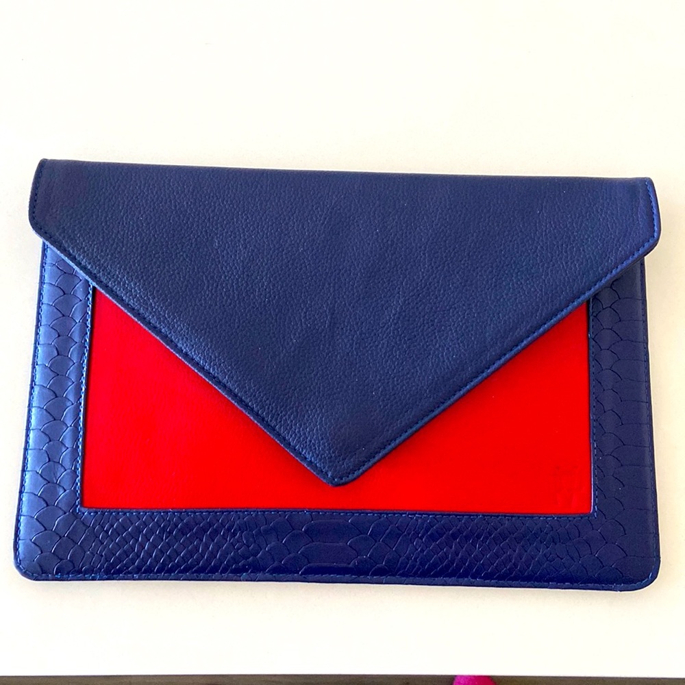 New - Cluth Bag